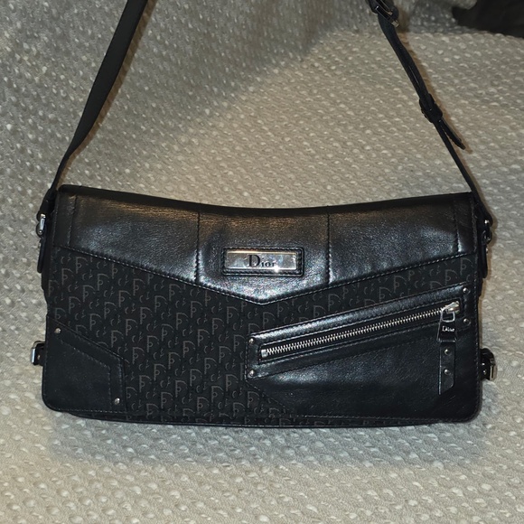 Vintage DIOR Trotter Street Chic shoulder bag - Picture 3 of 16